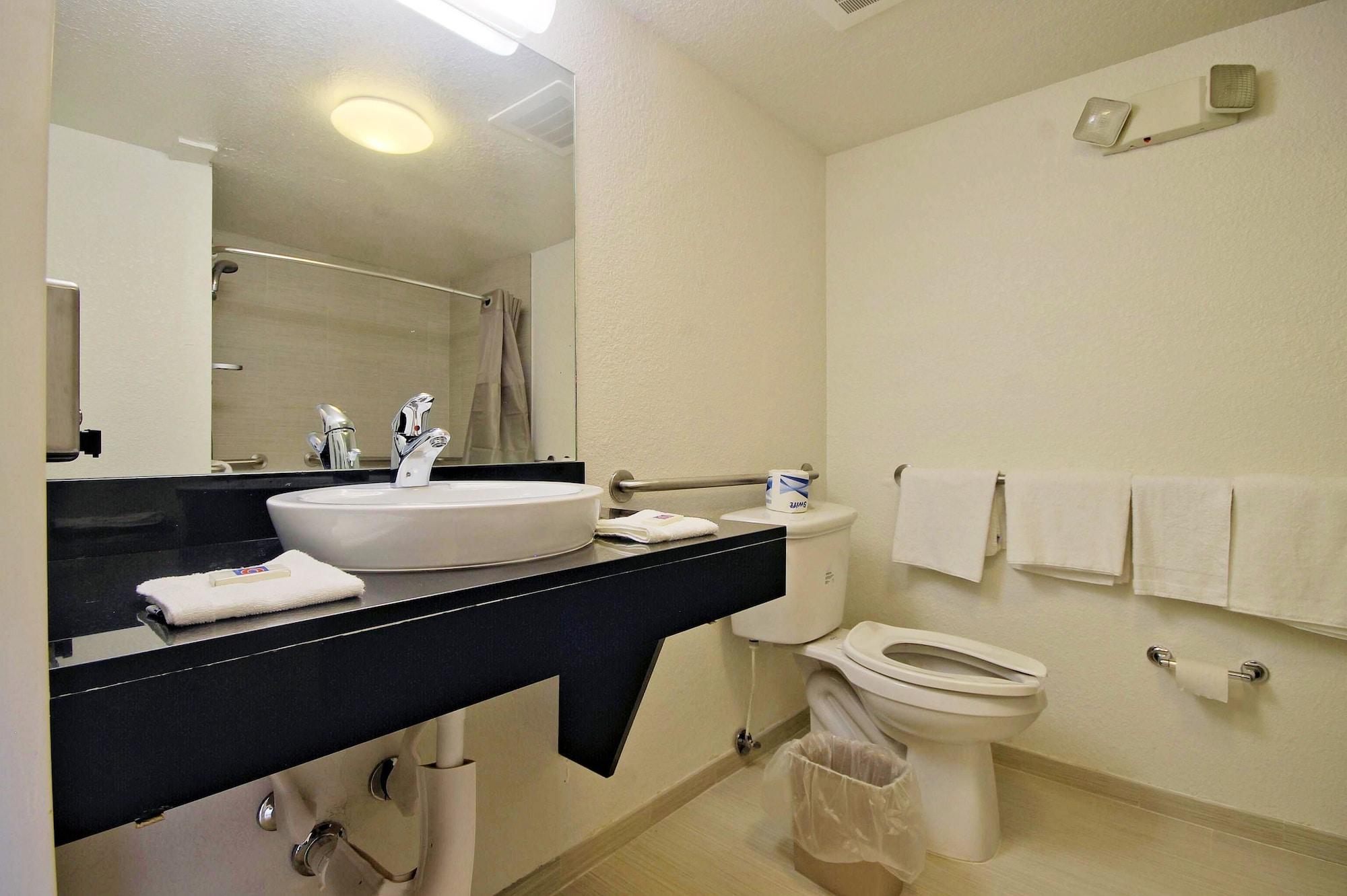 Motel 6-Miami, Fl Doral Luaran gambar
